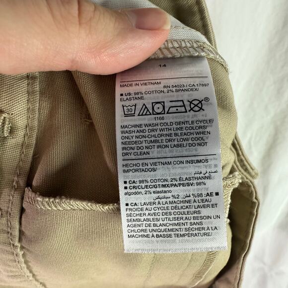 Old Navy NWT Set of 2 Girl's 14 Tan Khaki & Bermuda Chino Shorts 100% Cotton - Picture 6 of 8